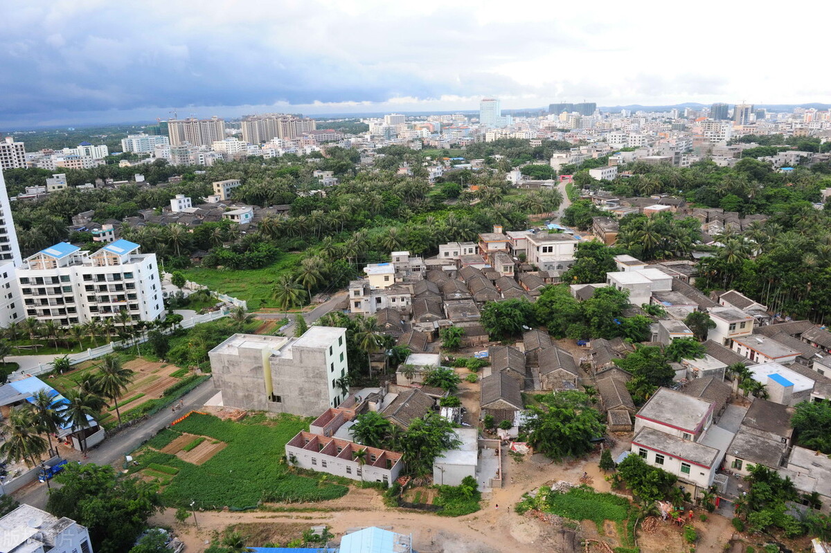 宅基地怎么继承？什么是“地随房走”？宅基地2大新规及未来走向